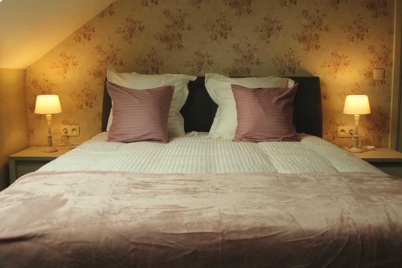 ヴィエルサルム Au-Magasin Bed & Breakfast エクステリア 写真
